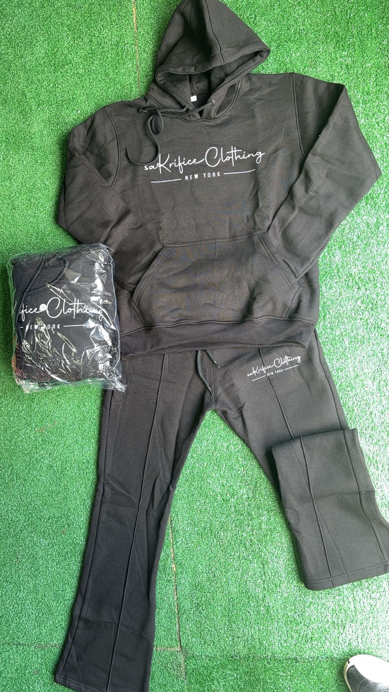 SAKRIFICE CURSIVE SWEATSUIT